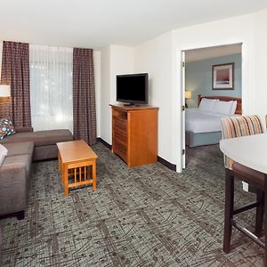 One-Bedroom King Suite